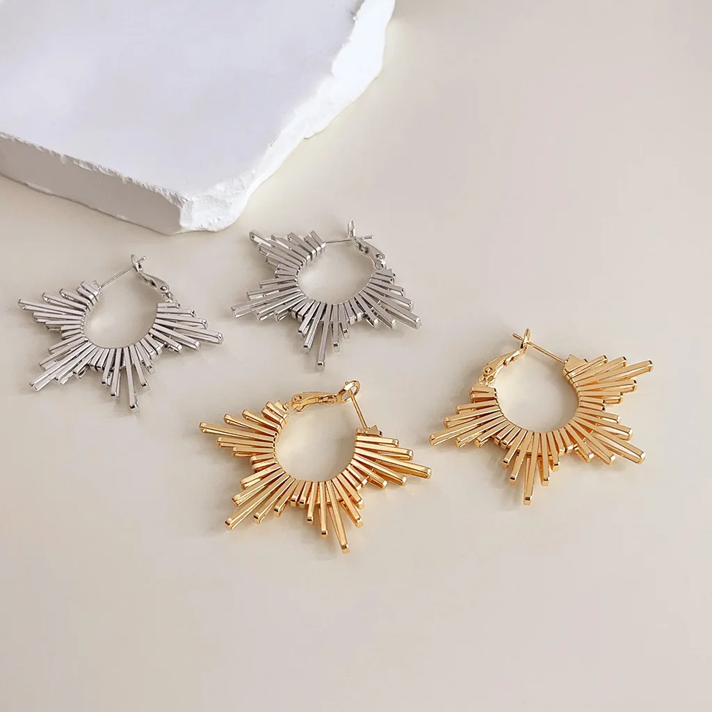 

Fashion Irregular Star Hoop Earrings for Women Luxury Gold Color Big Statement Ear Decoration Jewelry Female Gifts
