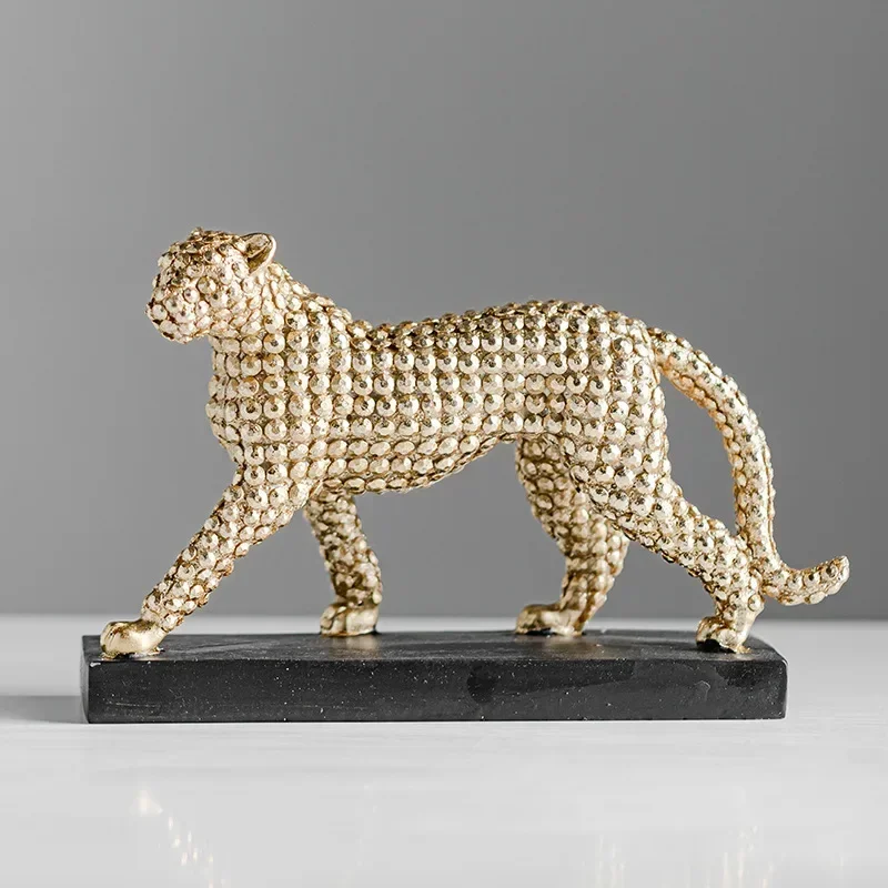 Resin Cheetah Statue Animal Decorative Figurines Simulation Golden Leopard Home Decoration Accessories Living Roon Desk Decor