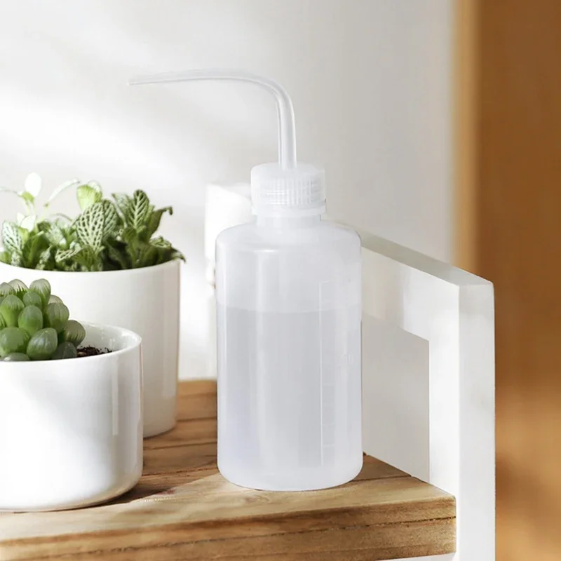 1Pc 250/500ML Plastic Squeeze Type Watering Bottle Succulent Plant Flower Water Can with Long Curved Nozzle Beak Dropper