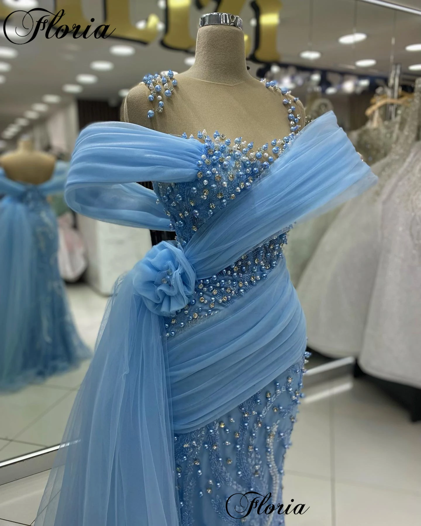 Haute Coutures Blue Celebrity Dresses With Pearls Sheer Neck Prom Party Dresses Mermaid Vestidos De Noche Pageant Dresses