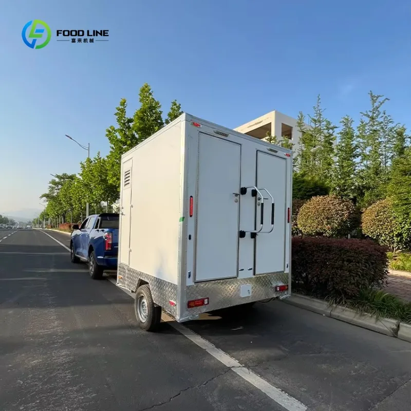 Portable Mobile Restroom Trailer All Terrain Rustproof Toilet for Outdoor Park Construction Emergency Use Custom