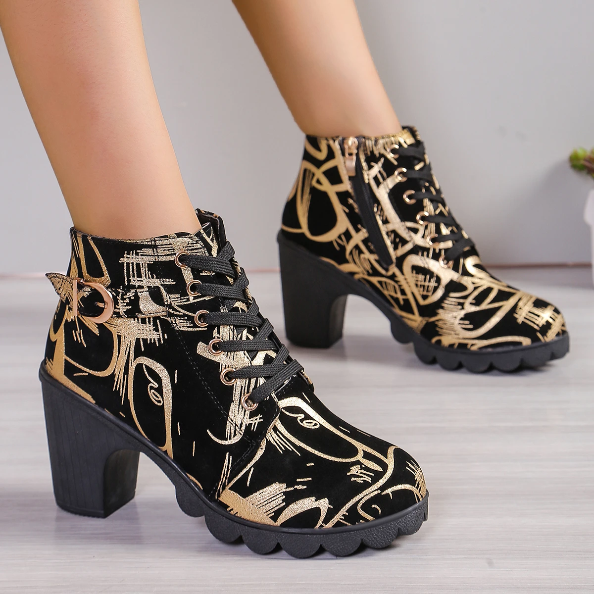 Buty damskie New Leopard Print Plush Warm Winter High Heels Women Ankle Boots Wygodne buty damskie na grubym obcasie Nowoczesne buty damskie