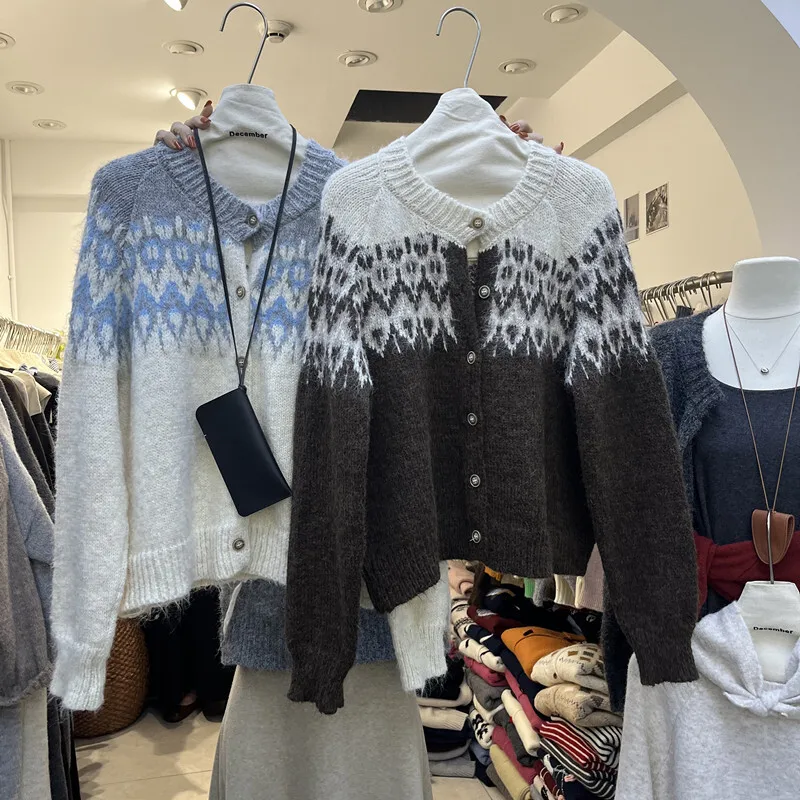 

2024 Autumn Jacquard Knitted Cardigan For Women Round Neck Loose Sweater