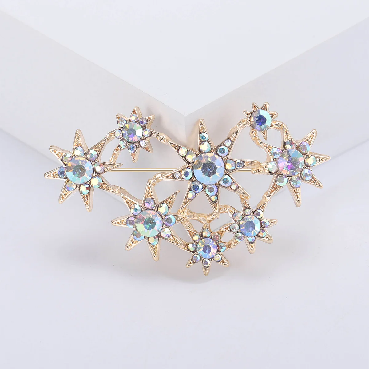 SKEDS Exquisite Star Flower Shining Dazzel Crytal Brooches Pins For Women Men Fashion Luxury Creative Design Badges Jewelry