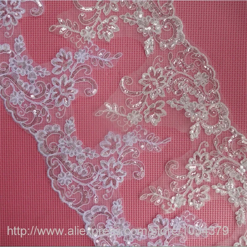 Delicate 1yard Sequins Ivory White Fabric Flower Venise Venice Lace Trim Applique Sewing Craft for Wedding Dec. 18cm LW0054