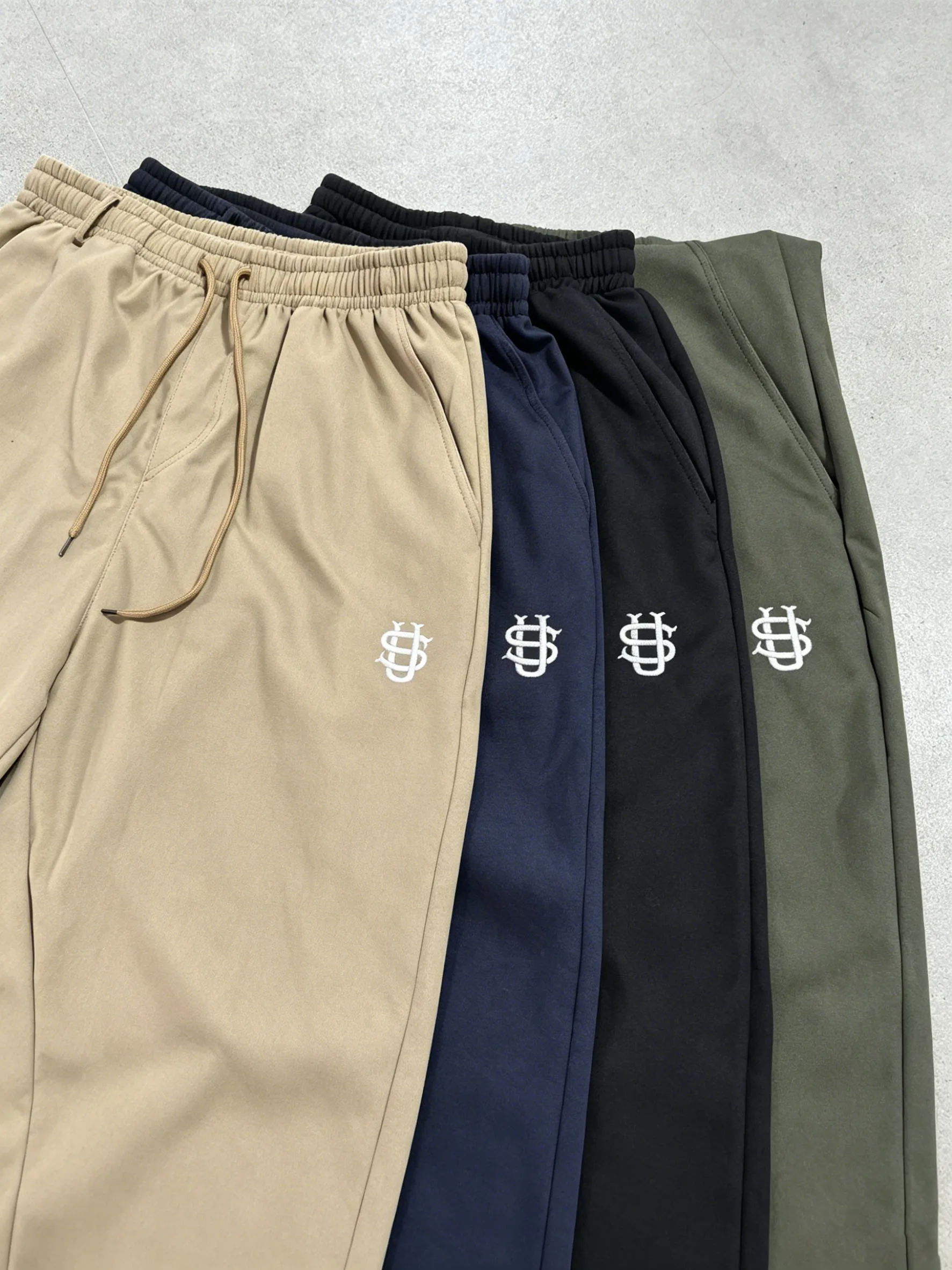 Men's Casual Sporty Zipper Embroidered Pants, Loose-Fit Straight Leg Long Trousers, Outdoor Activity Wear, Fall & Winter
