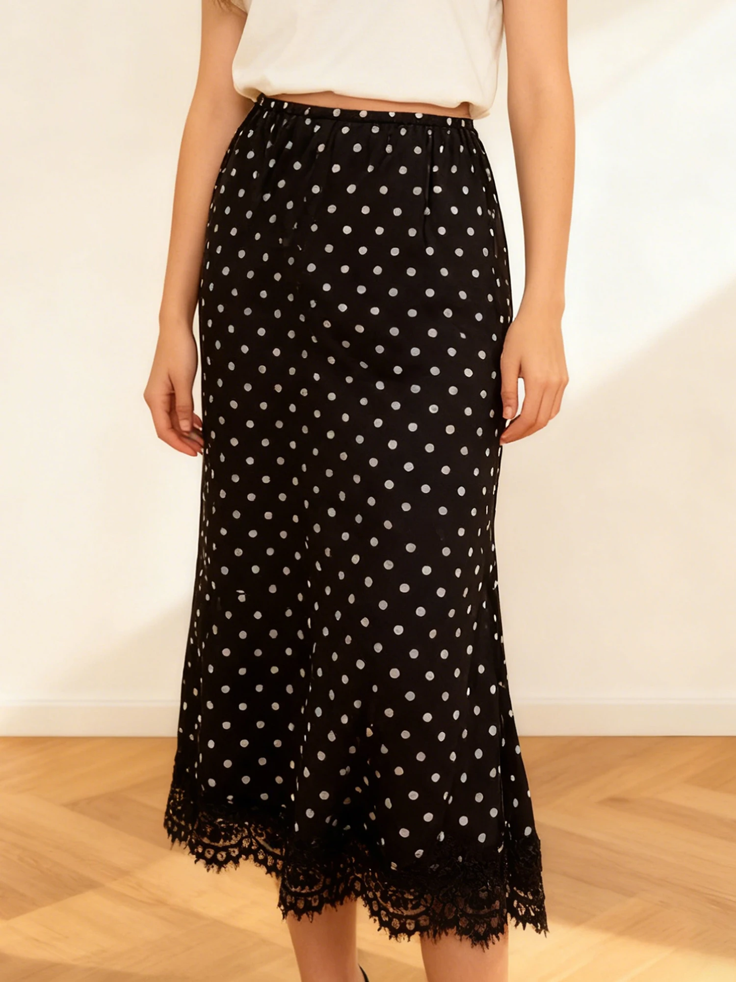 Womens Summer Long Skirt Dot Print Lace Trim Hem Stylish Skirt for Casual and Party Wear