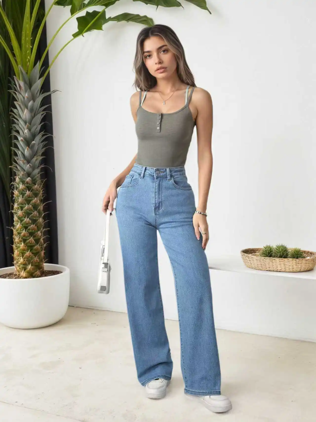 

Новые модные модные моющиеся синие джинсы