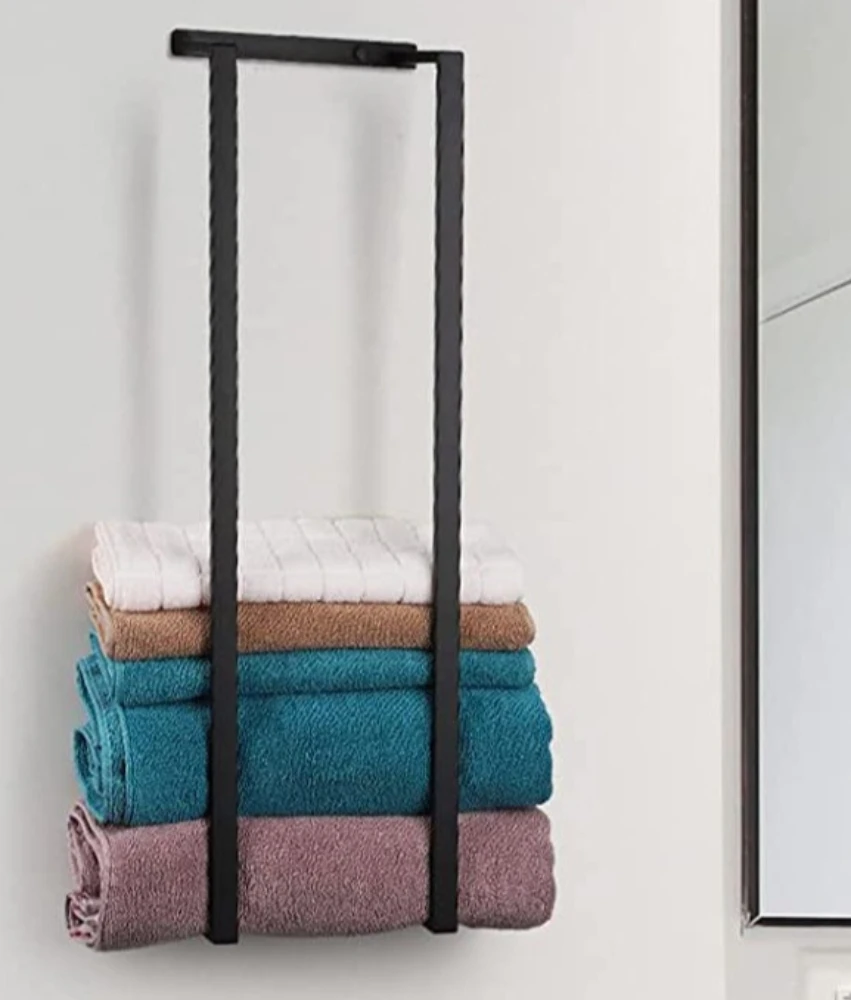 Wall Mounted Towel Rack Bathroom Storage Shelf Raised Guardrail Rust Resistant Design for Shower Room Organization 수건 걸이 선반