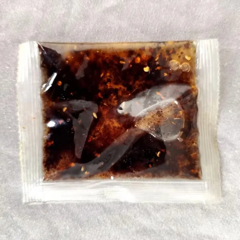 Equipo de embalaje de jarabe para la tos Equipo de ensacado de jarabe de fructosa automático Equipo de llenado de líquidos de 100 ml y 300 ml