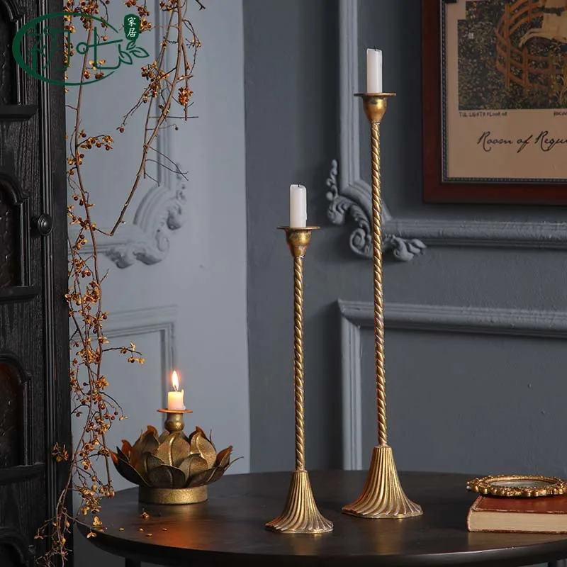American Personality Creative Threaded Candle B & B Hotel Single Head Candle Stand Retro Gold Home