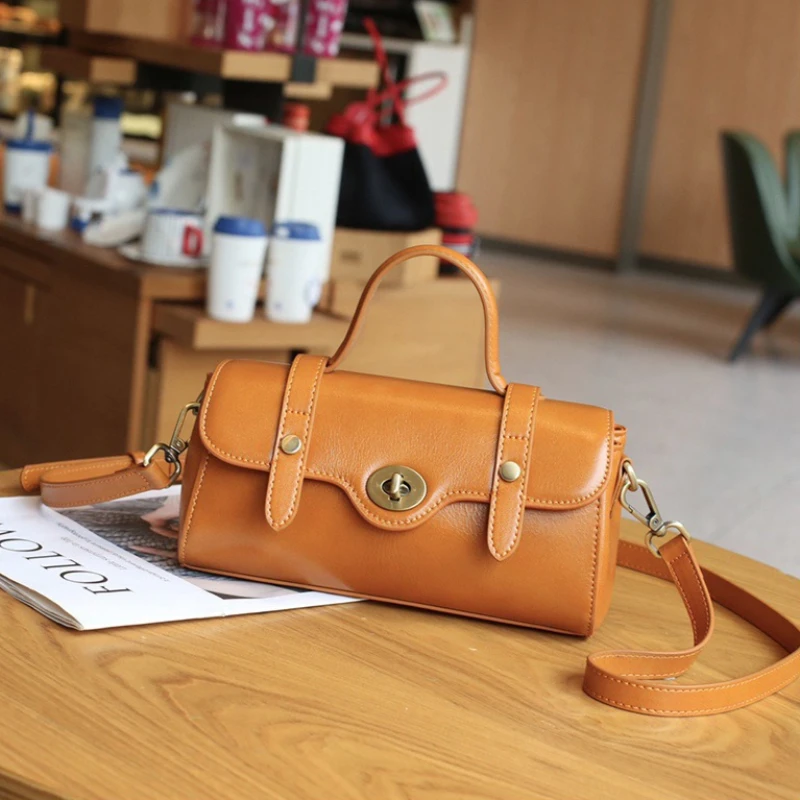 Elegant Vintage Everyday Shoulder Bag for Women Genuine Leather Vegetable Tanned Convertible Strap Luxury Handbag