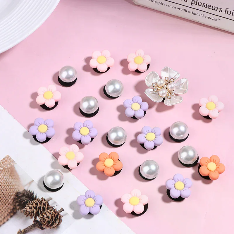

1Set Flowers And Pearls Charms For Bag Compatible With Women Rubber Tote Handbag Decoration