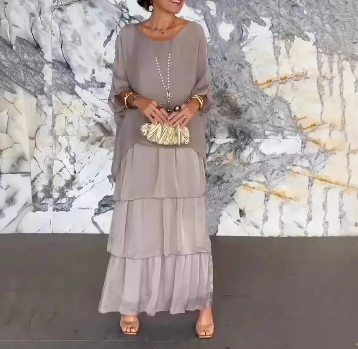 Abito lungo Boho in chiffon con stampa floreale elegante femminile Abito lungo da donna con scollo tondo primaverile Abito con gonna a torta con mezza manica a pipistrello