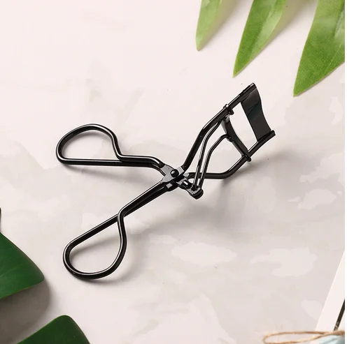 1Pcs Eyelash Curler ทนทานขนตาปลอม Curler คลิปซิลิโคน Beginner แต่งหน้าเครื่องสำอางค์เครื่องมือความงามผู้หญิงเงินสีดำ