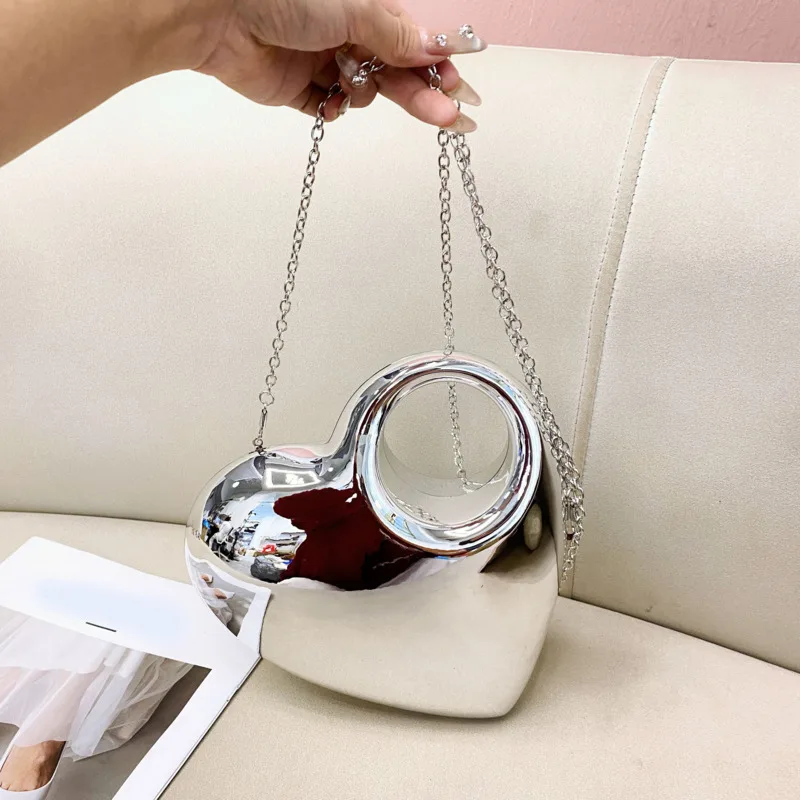 Heavy Industry Metal color Love Shaped Acrylic Bag Trendy chain box bag Personalized Handheld Banquet Crossbody Bag