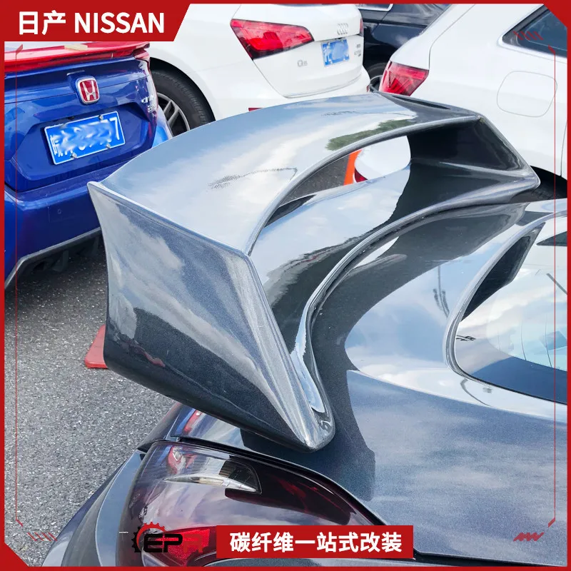 

Подходит для модификации Nissan 370z, Demon Z34. Amuse, спойлер с фиксированным ветровым крылом, большое заднее крыло GT из углеродного волокна.