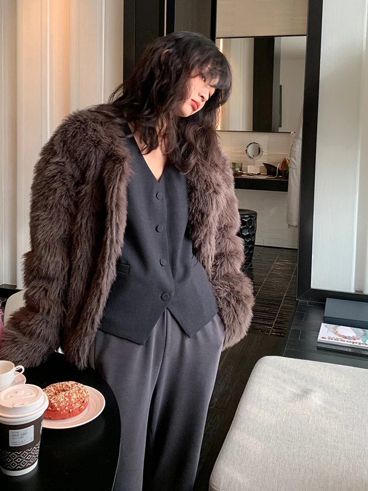 Women's Short Fur Coat 2024 New Style -Mimicking Fur Winter Warm Top round Neck Long Sleeve Korean Commute Style