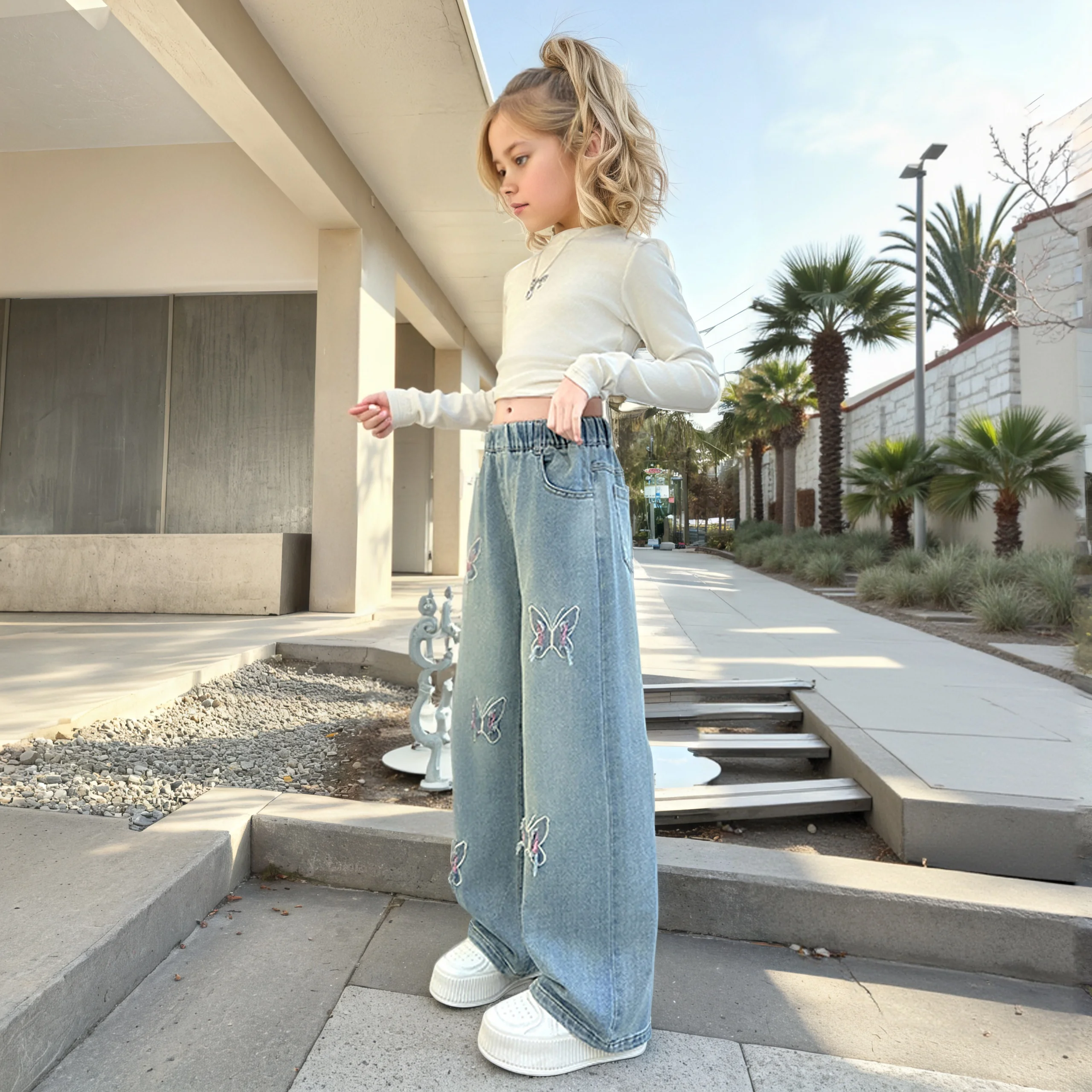 Girls Versatile Butterfly Ripped Jeans Wide-Leg Pants Medium to Large Sizes Fashionable Slimming Kids’ Clothing 2 Girls Versatile Butterfly Ripped Jeans Wide-Leg Pants Medium to Large Sizes Fashionable Slimming Kids' Clothing 2