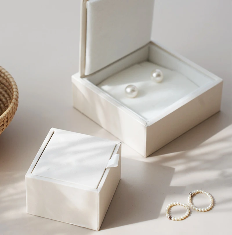 

Коробка для упаковки ожерелий, белая коробка для упаковки серег, высококачественная картонная коробка для колец, ожерелий, значков