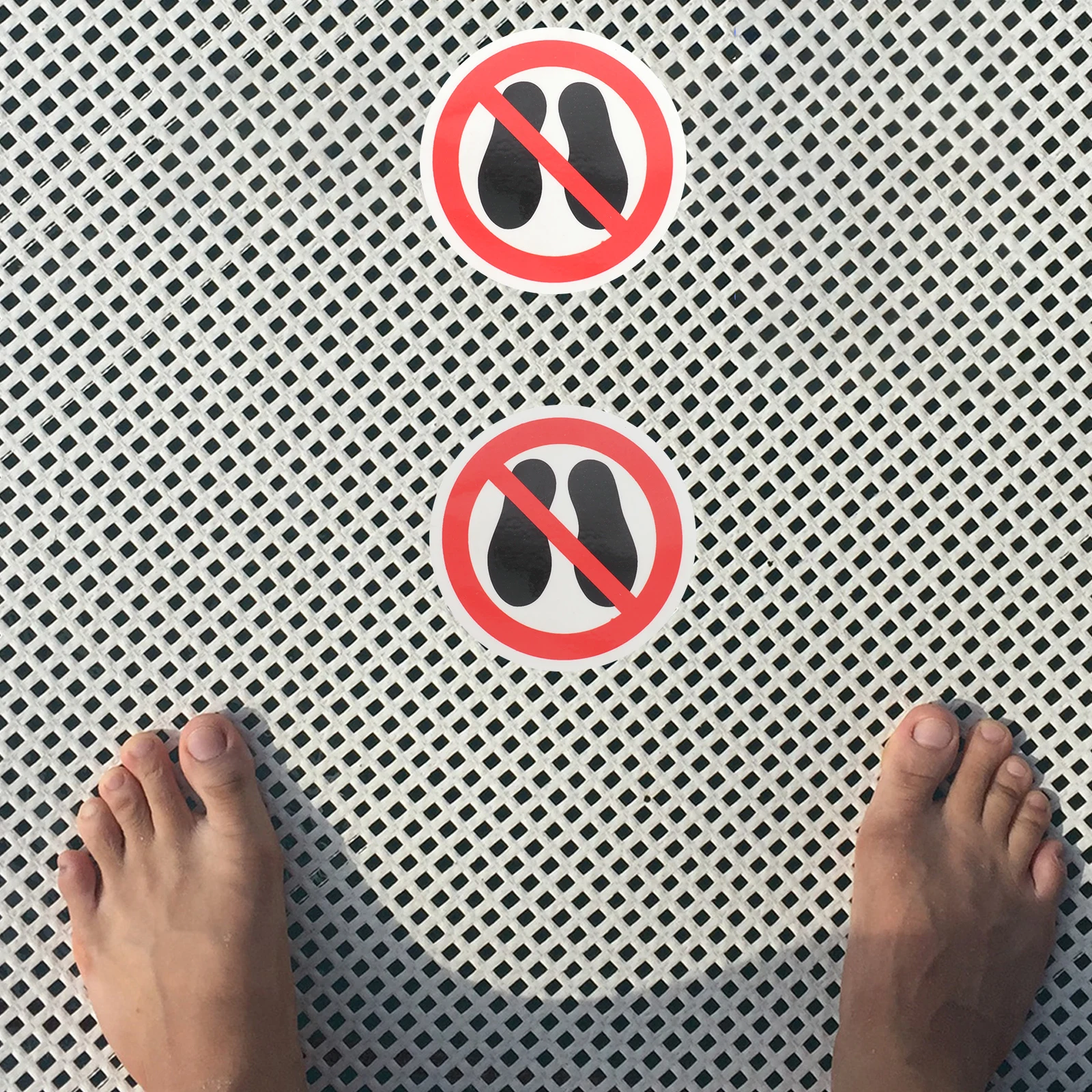 

6pcs No Stepping On Surface Stickers Safety Warning Sign Adhesive Vinyl Decals Strong Viscosity Peel Stick Machine Wall Danger
