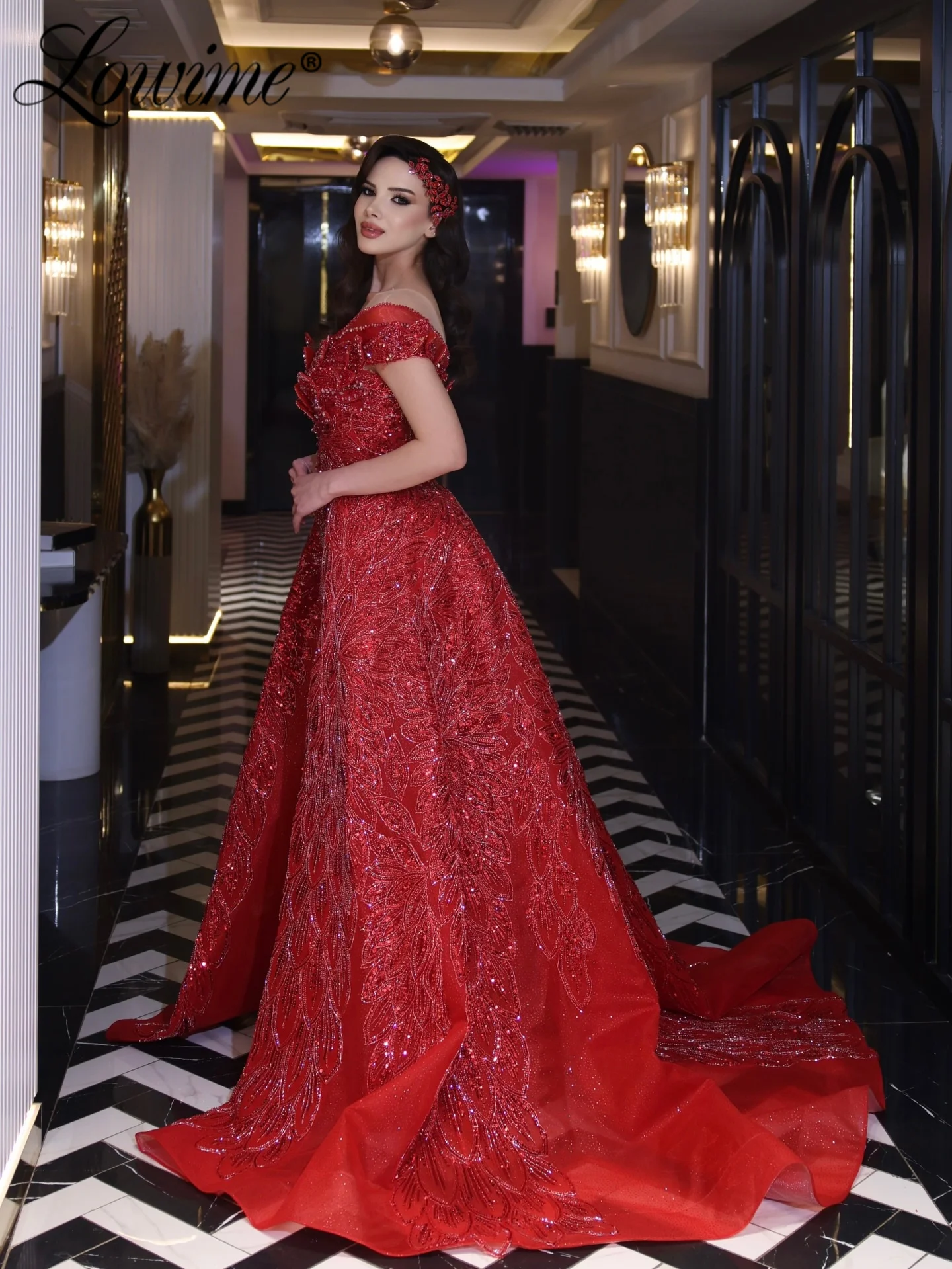 

Красное вечернее платье с открытыми плечами для свадебной вечеринки, помолвки, выпускного 2026 года, на заказ, с накидкой, для Саудовской Аравии