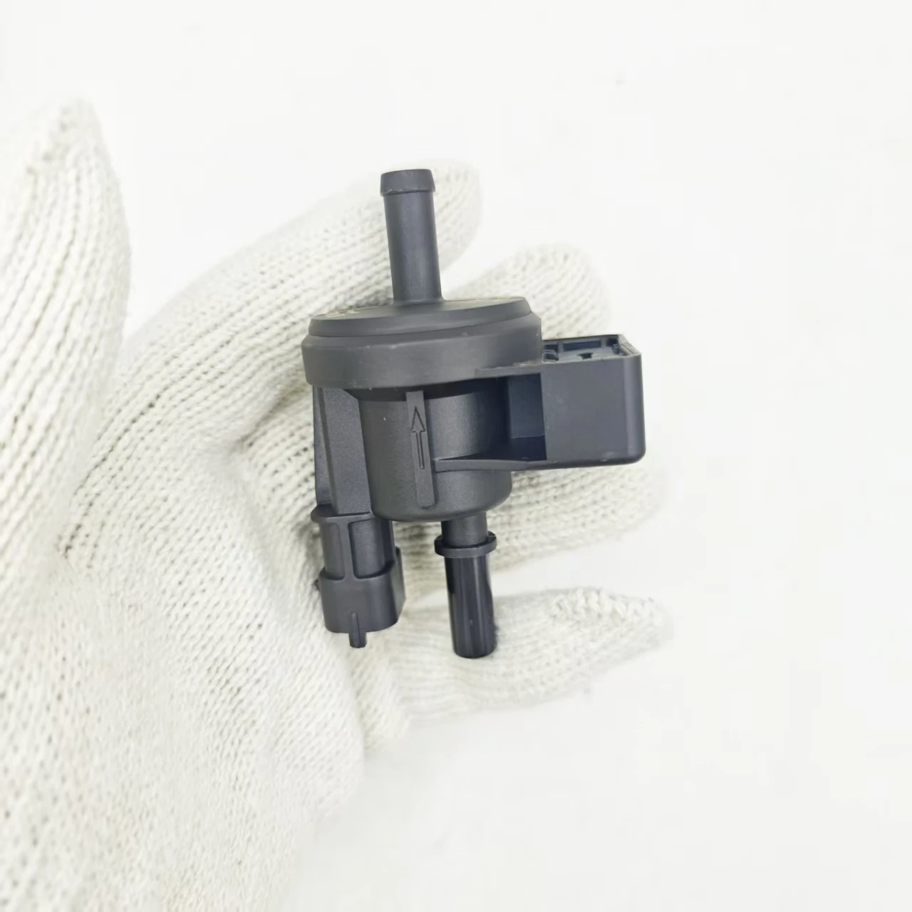 1Pc 55566514 Petrol…