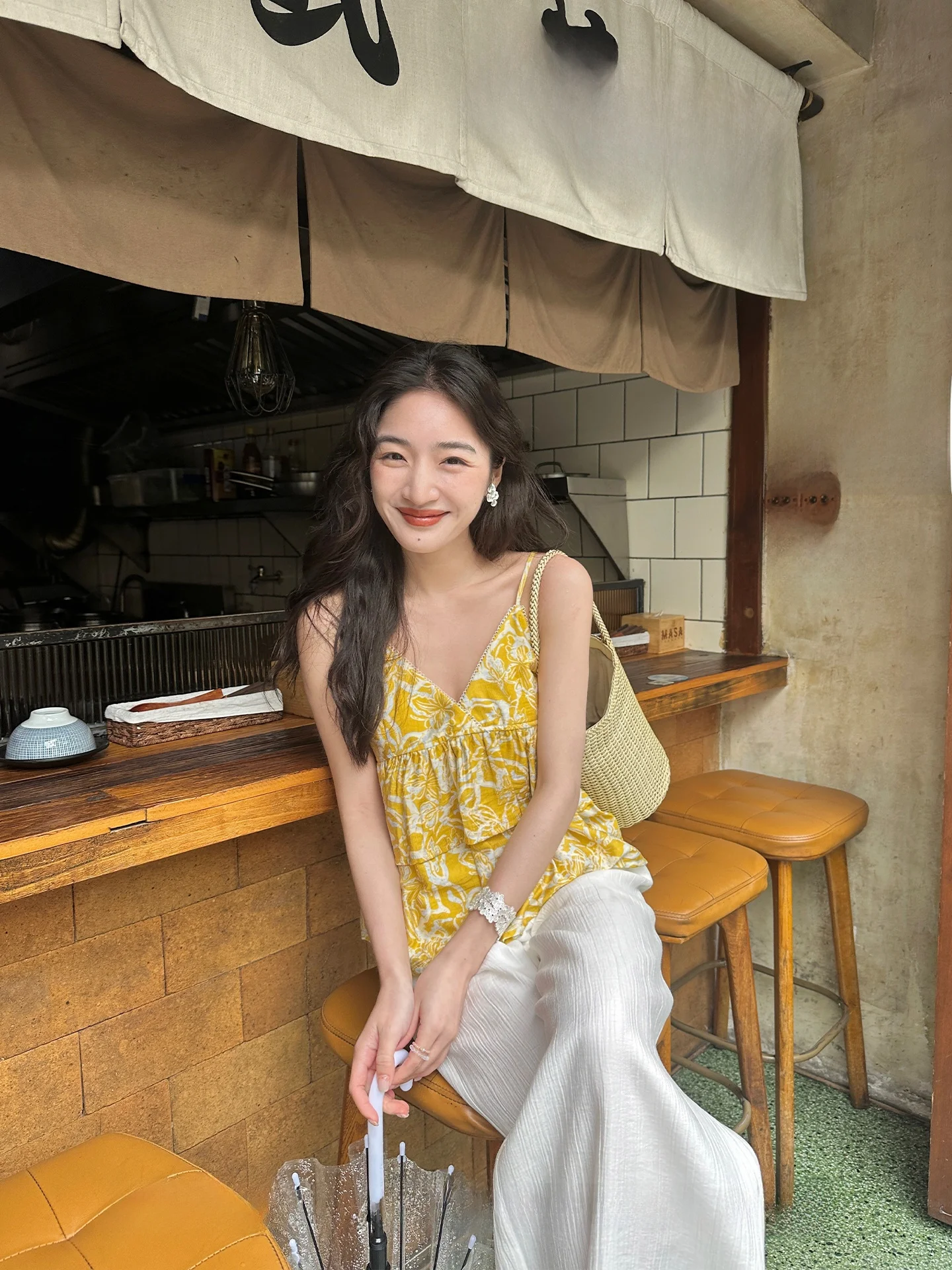 

Vaion Sle Ruffle Hem V-Ne Strap Top Loose Fit ort Length Polyester Fiber Casual Ele Women's Summer Faion