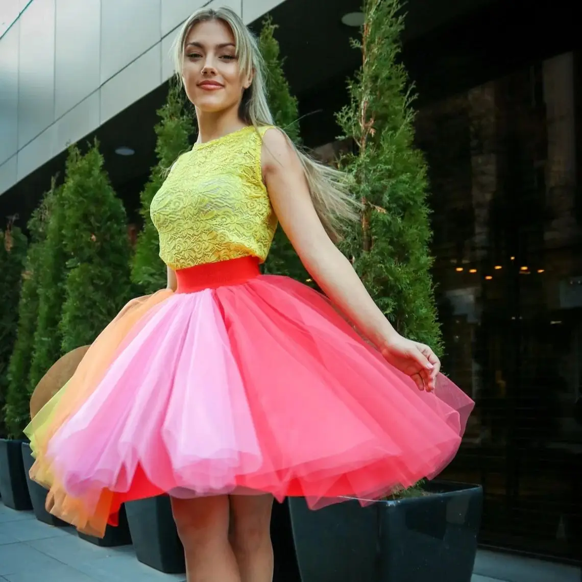 

MisShow 5 Layers Tie Dye Tulle Skirt for Girls Soft Tulle Rainbow Tutu Dress Bachelorette Party Petticoat Underskirt