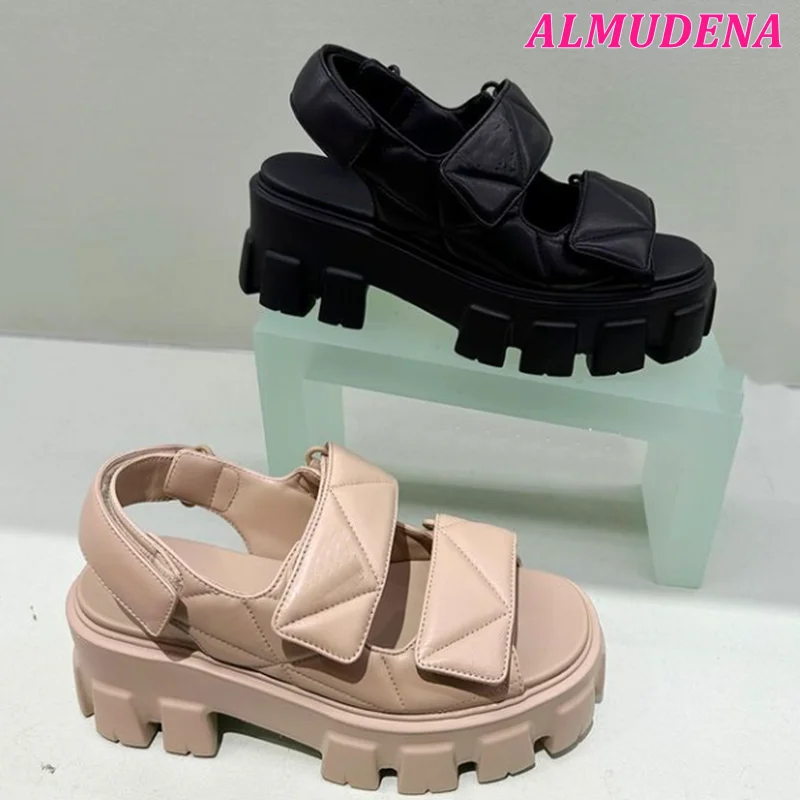 2024 Summer New in Luxury Designer Soft Leather Sandals Women Flat Buckled Black/White Everyday Dress Beach Shoes on Offer