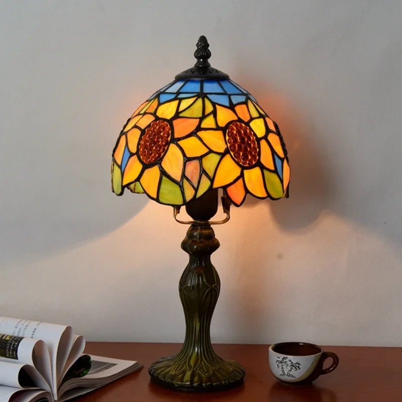 Vitrail Lumineux Nordique Tiffany, LED Rétro, Décorations Tournesol, Lampe de Table de Nuit pour Bar à Domicile, 20cm