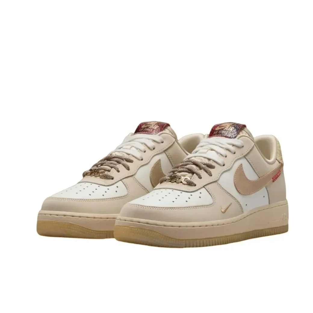 Nike Air Force 1 Low Original Herren- und Damen-Boardschuhe, modische Hundert-Freizeitschuhe, kleiner Haken, Hellbraun