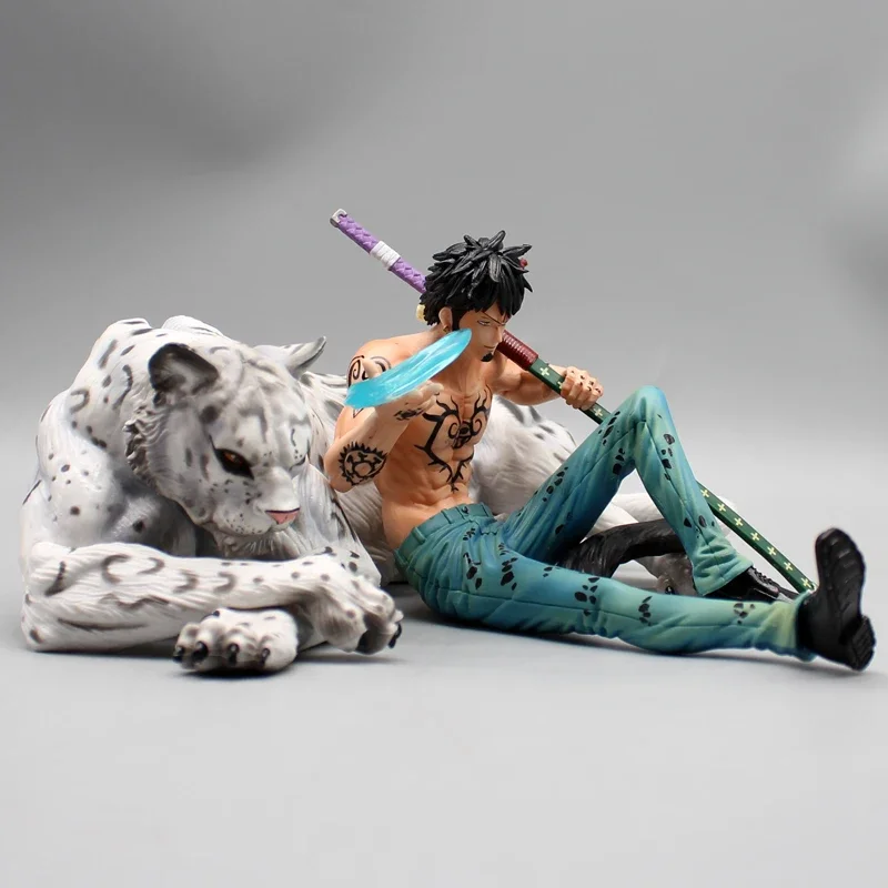 Anime One Piece Figures Trafalgar Law Bt Bear Monster Trafalgar D. Water Law Action Figures Pvc Collection Model Toys Doll Gifts