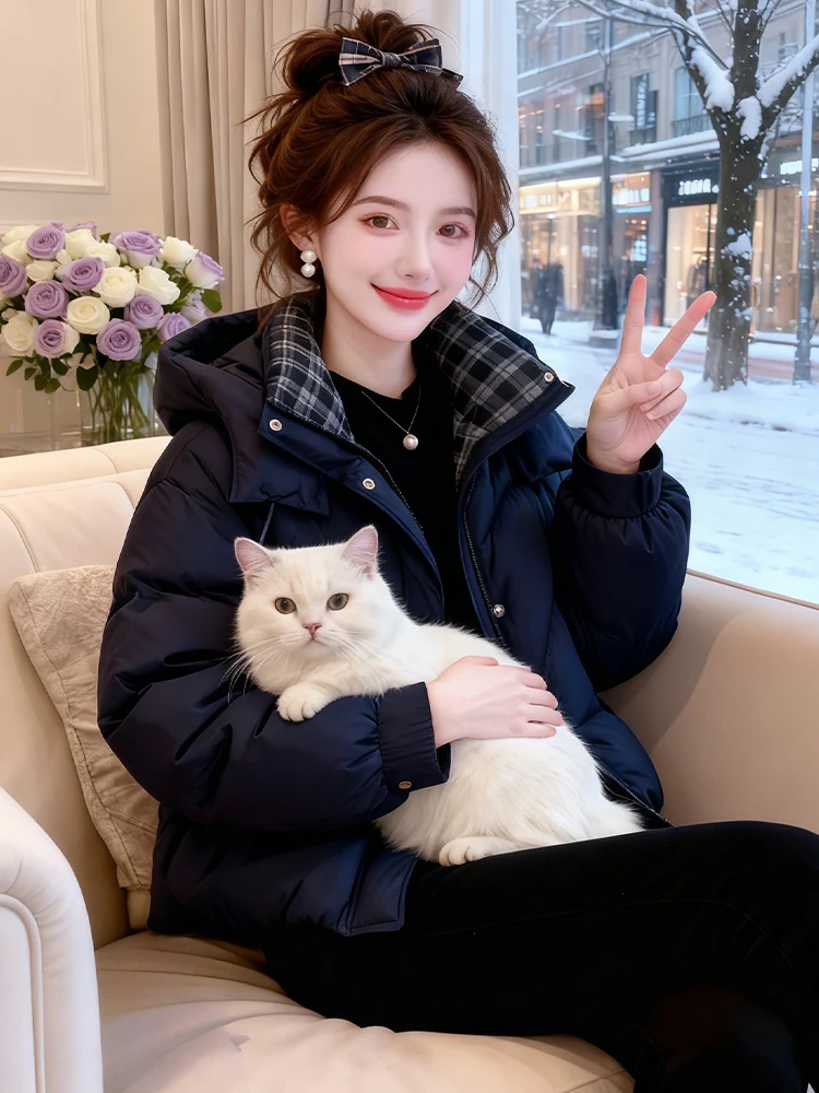 

Женская утепленная хлопковая куртка с капюшоном, теплая зимняя верхняя одежда, корейский свободный крой, скрывающий недостатки фигуры, для повседневной носки