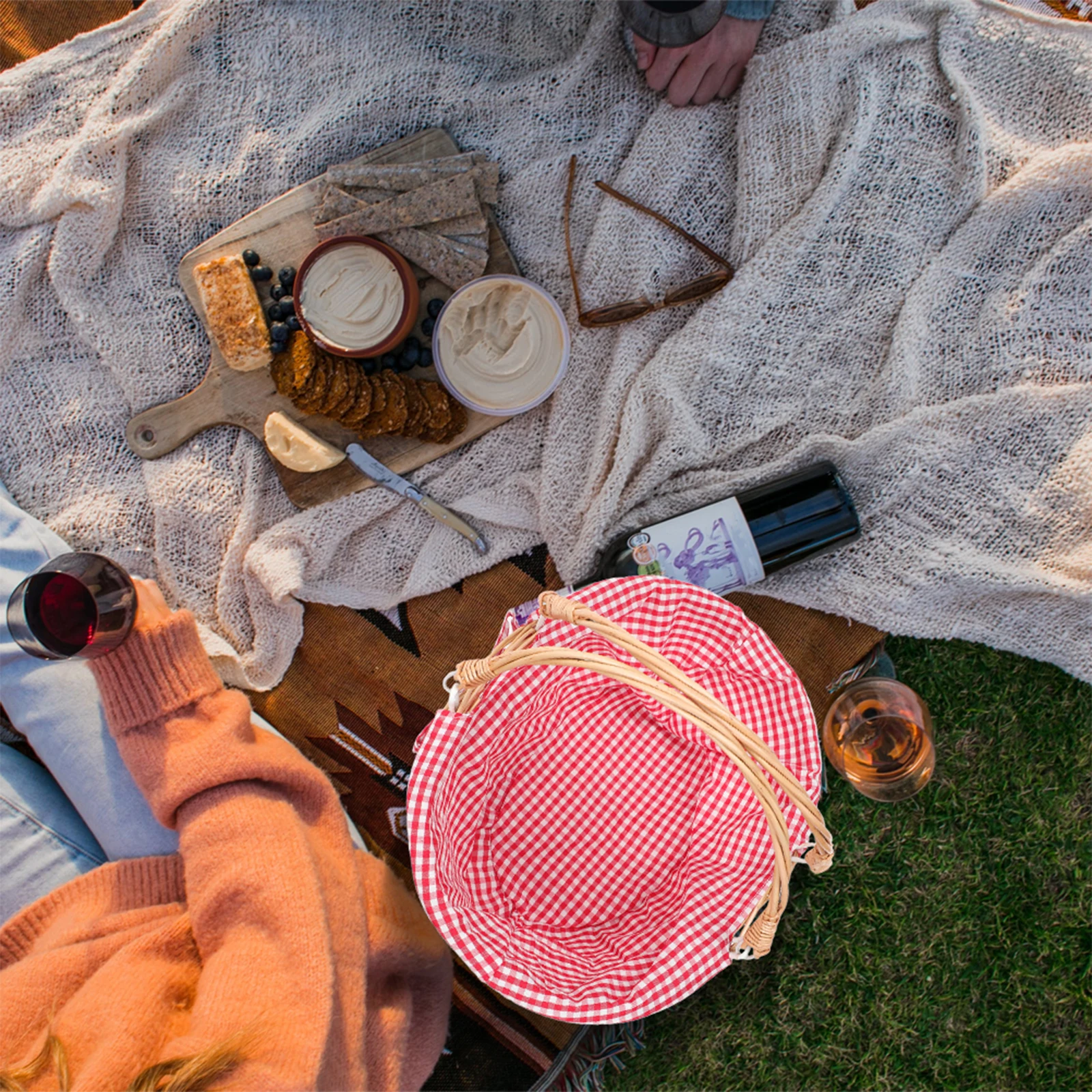 

1pcs Woven Storage Basket Natural Rattan Hemp Cloth Compact Size For Home Decor Desktop Organizer Sundries Storage Baskets