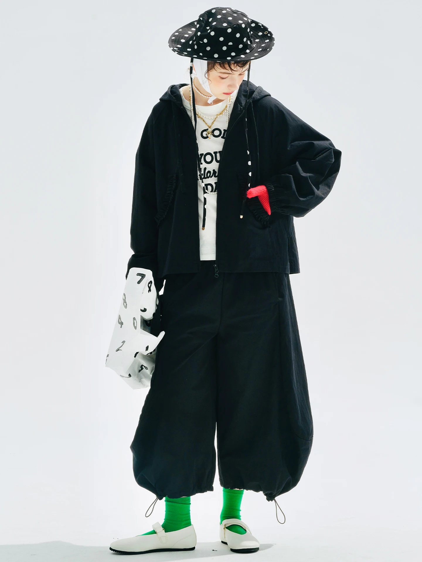 Casual Black Hooded Jacket with Elastic Cuffs Great for Shopping and Hanging Out Effortlessly Cool 255128