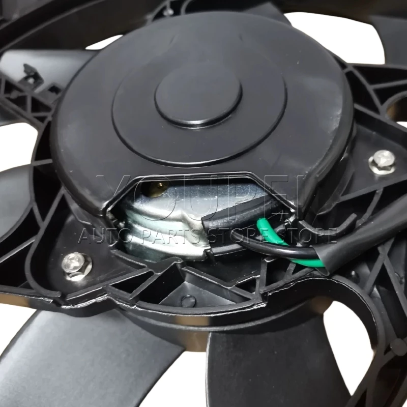 OEM مناسبة لمجموعة مروحة تبريد مشعاع المحرك لاند روفر LR2 LR026078 LR011906 LR011907