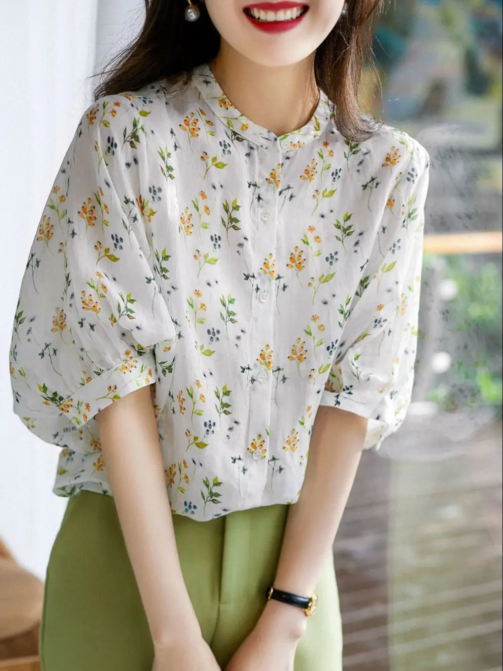 Women Summer Style Blouses Tops Lady Casual Short Puff Sleeve Stand Collar Flower Printed Blusas Tops SP1496