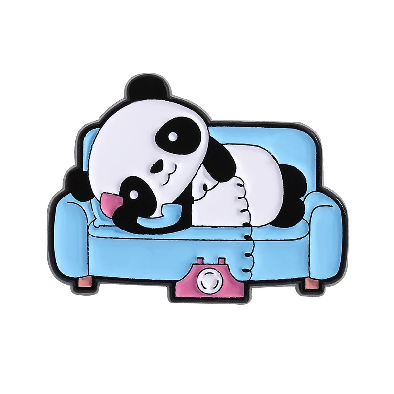 작은 판다 냉장고 TV 배지 창의적인 만화 귀여운 브로치 다용도 의류 백팩 칼라 핀