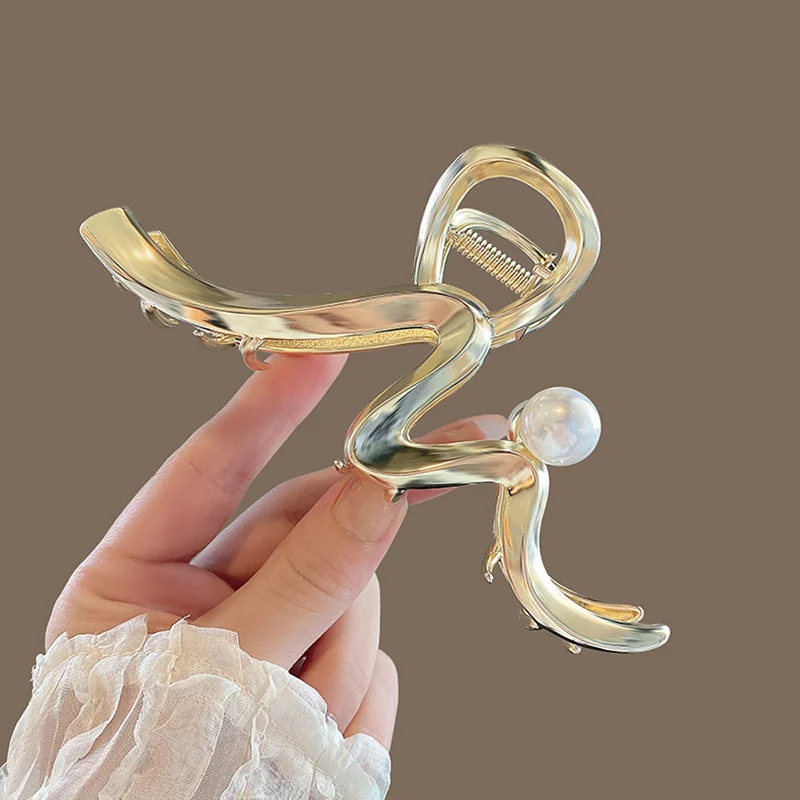 Vintage Cross Geometric Hair Clips Bath Crab Hairgrip Hairpin Barrette Clamps Hair Accessories New Fashion Metal Hair Claw Clips