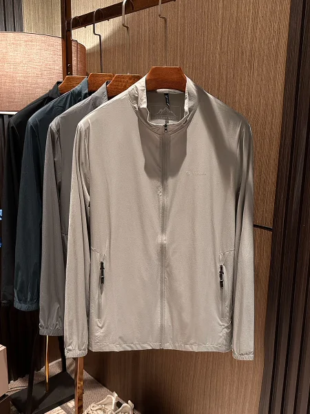 

Ultra Soft Skin-Friendly Summer Thin Stand Collar Jaet UV Protection Faion Urban Sle Polyester Nylon Cosite Fiber Me...