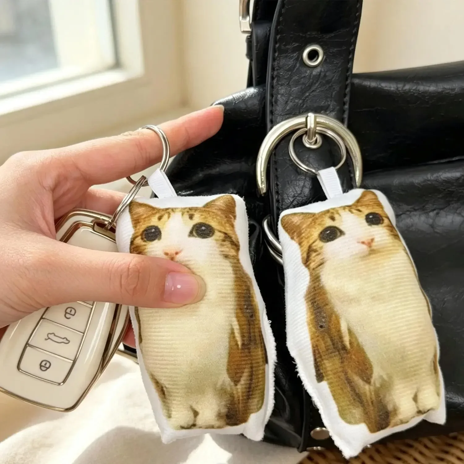 **Portable OMG Cat Squeeze Talking Cat For Bag Cat Voice Keychain Plush Stress Relief with Sound Funny Bag Pendant Charm Gift