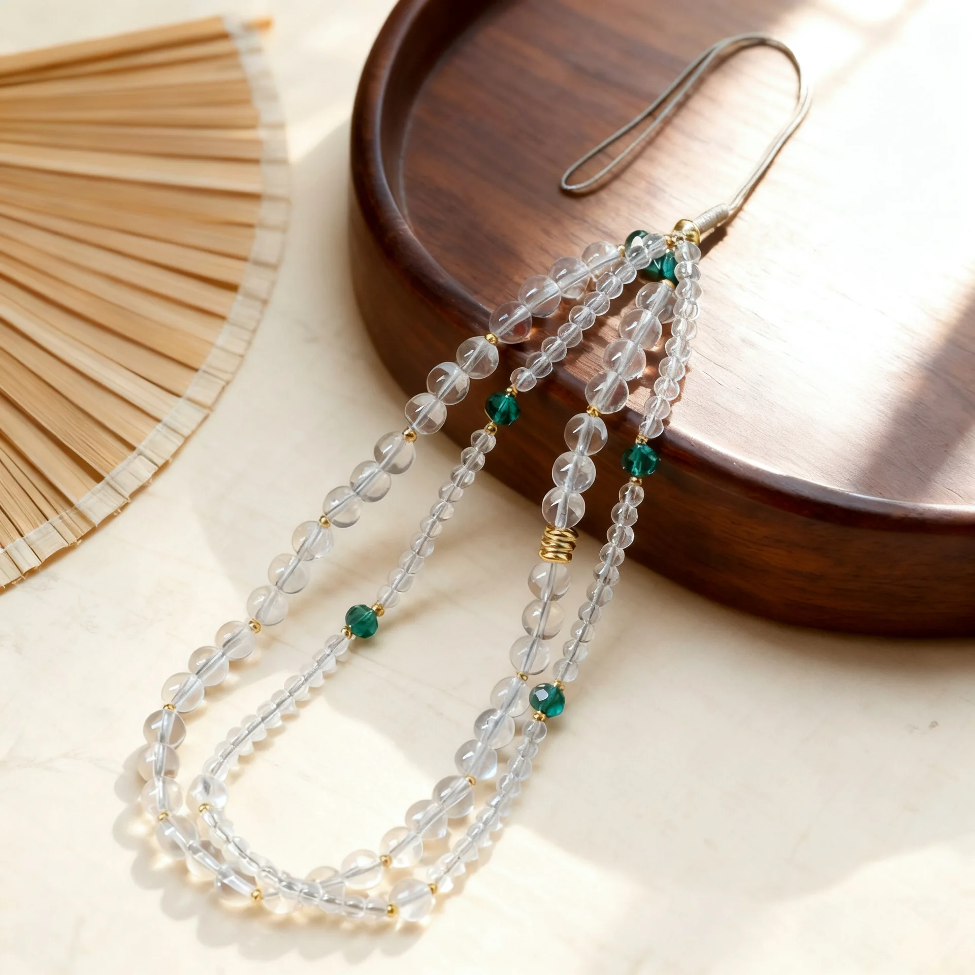 

Hand-woven natural white crystal double-loop mobile phone chain, cultural and decorative new Chinese style pendant