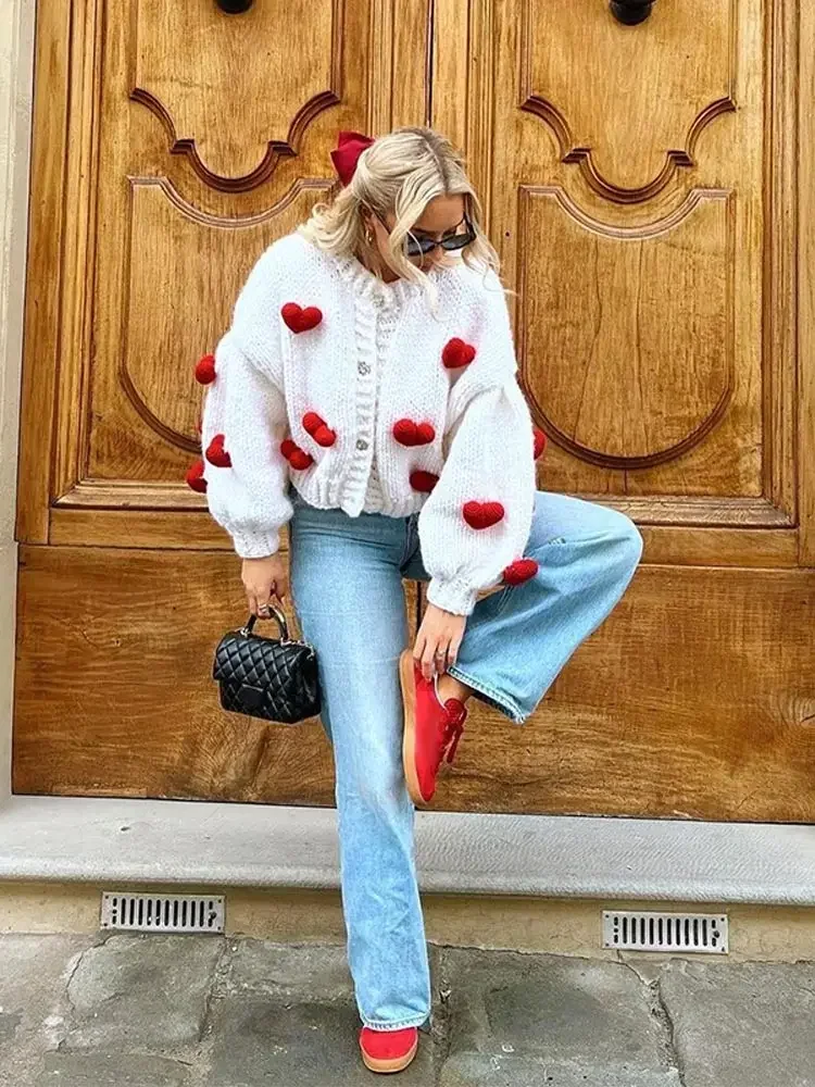 Women Fashion 3d Heart Patchwork Knit Cardigan Elegant White Long Sleeve Buttons Sweater Coat Autumn New Lady Street Outwear