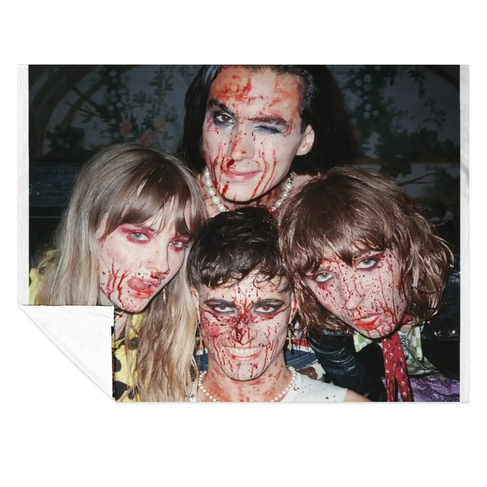 

maneskin blood Throw Blanket Moving Hairy Stuffeds halloween Blankets