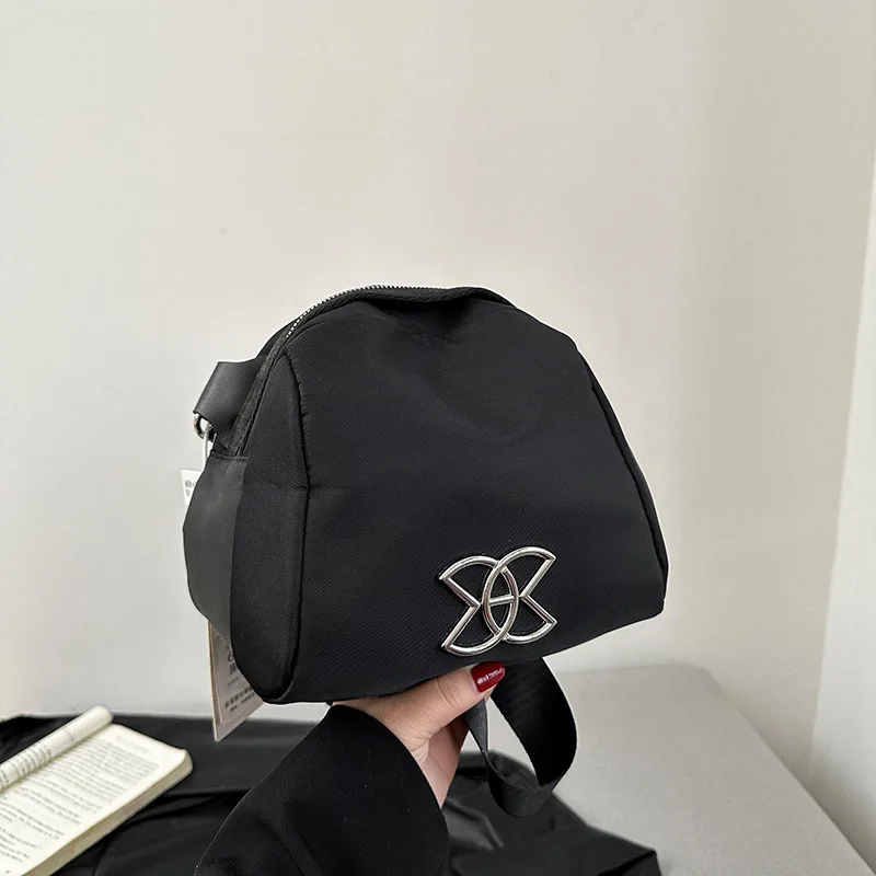 حقيبة أكسفورد مستوحاة من ميلارد لعام 2025 للنساء مقاومة للماء وحزام كتف قابل للتعديل مع مقبض علوي