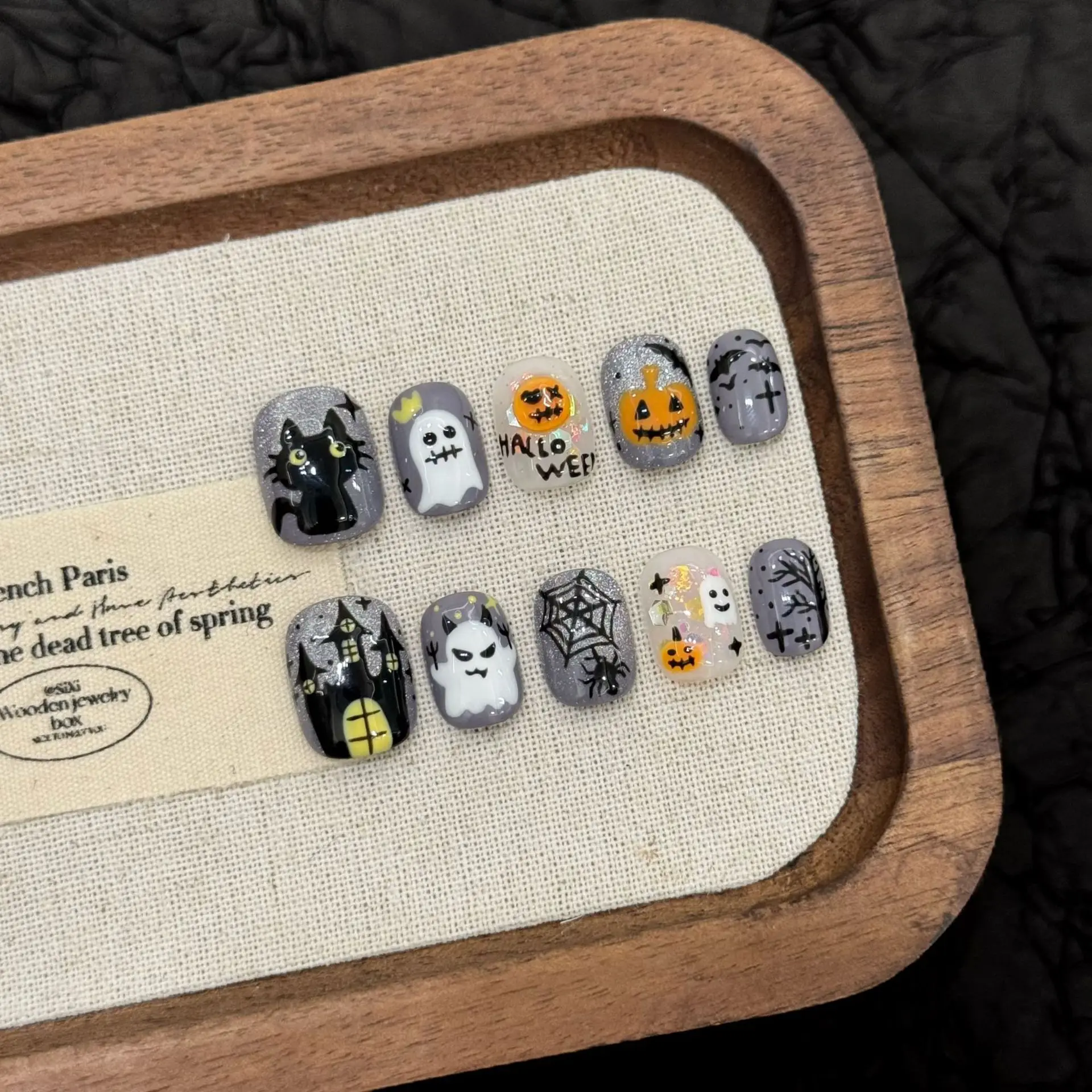 

10pcs Cute Cartoon Handmade Press On Nails Grey Short Round Halloween False Nails With Black Cat Ghost Pumpkin Designs Fake Nail