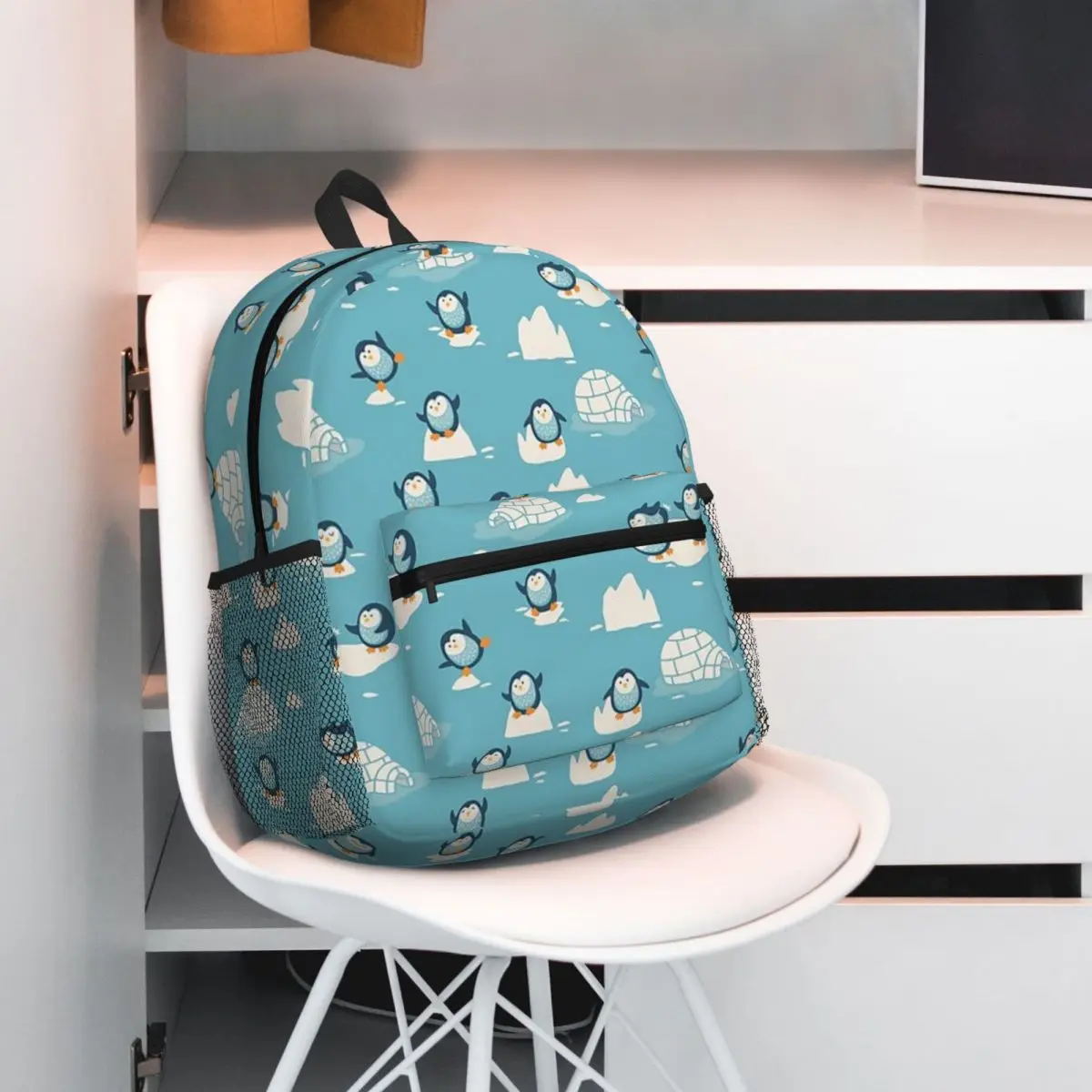 Cute Penguin And Ice Snow Pattern Backpack Daypack Large Capacity Kids BookBag School Bag Shoulder Bags for Men Women