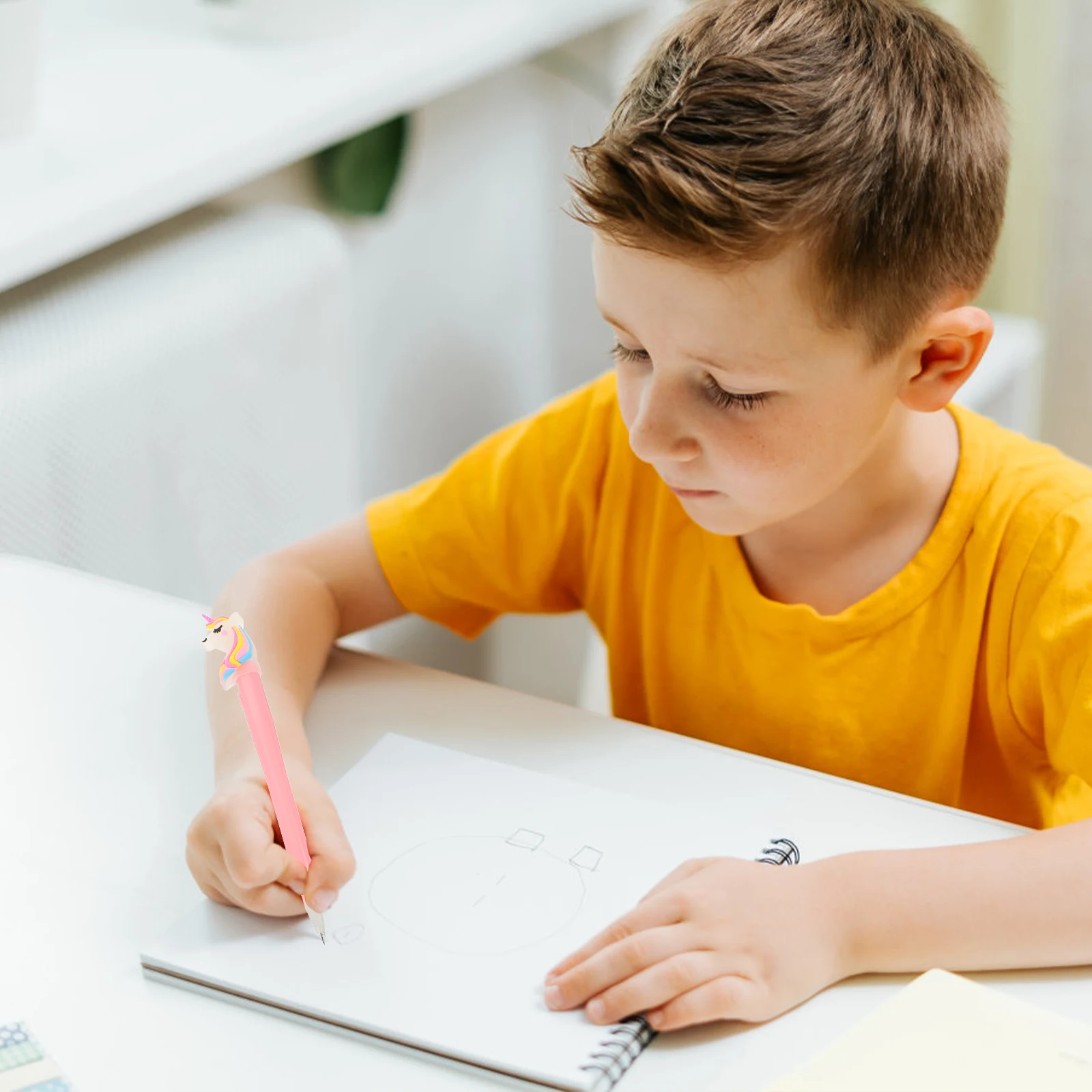 

2 Pcs Boxed Pen Set Led Novelty Pens Cute Fun Flashing Bear Light up for Kids Student