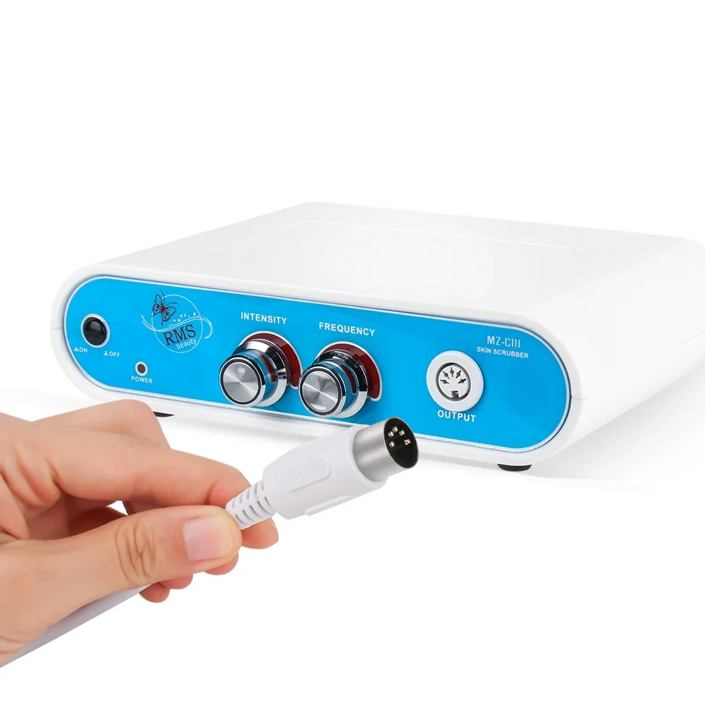 Potente scrubber per la pulizia del viso ad ultrasuoni per la pulizia profonda dei punti neri Rimozione delle macchie dell'acne Strumento di bellezza utilizzato per la casa Cura della pelle